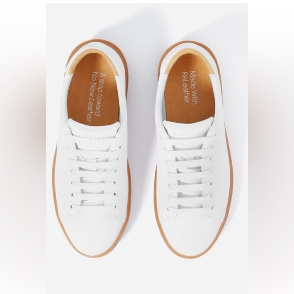 Everlane ReLeather Tennis Shoe in White with Gum Sole - womens size 9.5